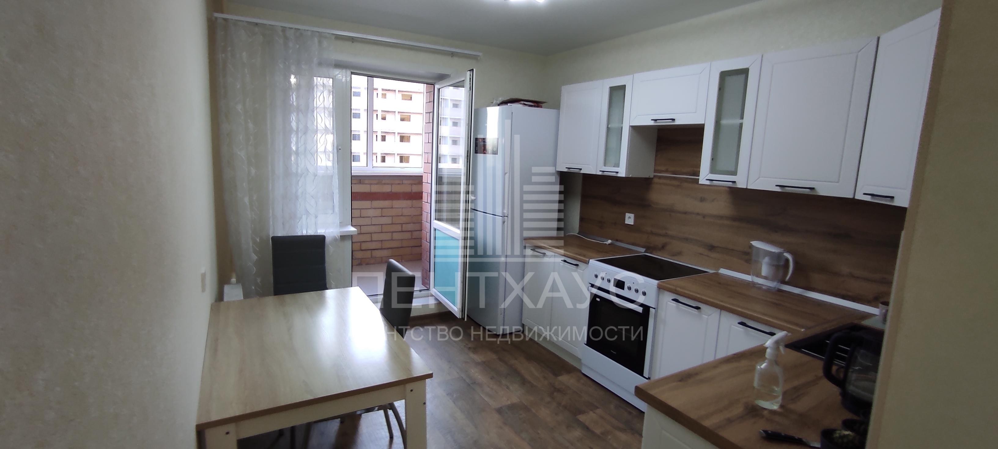 Сдаётся 1-комнатная квартира, 37 м², 14/17 эт., Северная улица, 2Б