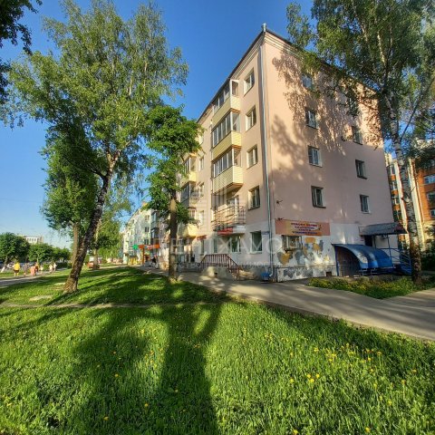 2-комнатная квартира, 42,8 м², 2/5 эт., пр-кт Ленина, 13