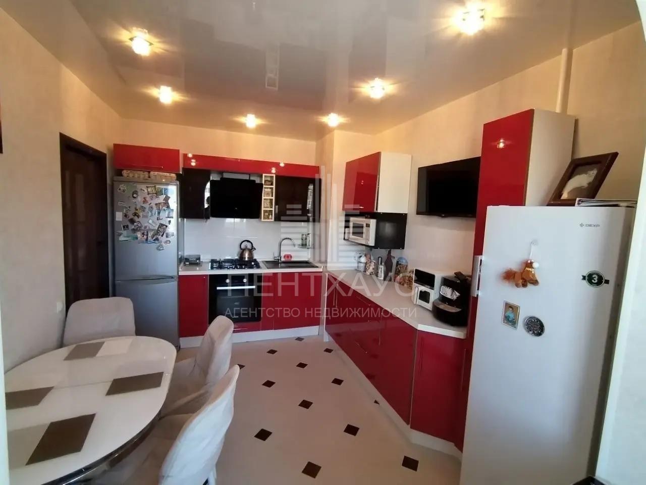 3-комнатная квартира, 67,6 м², 6/9 эт., ул Соколова-Соколенка, 19в