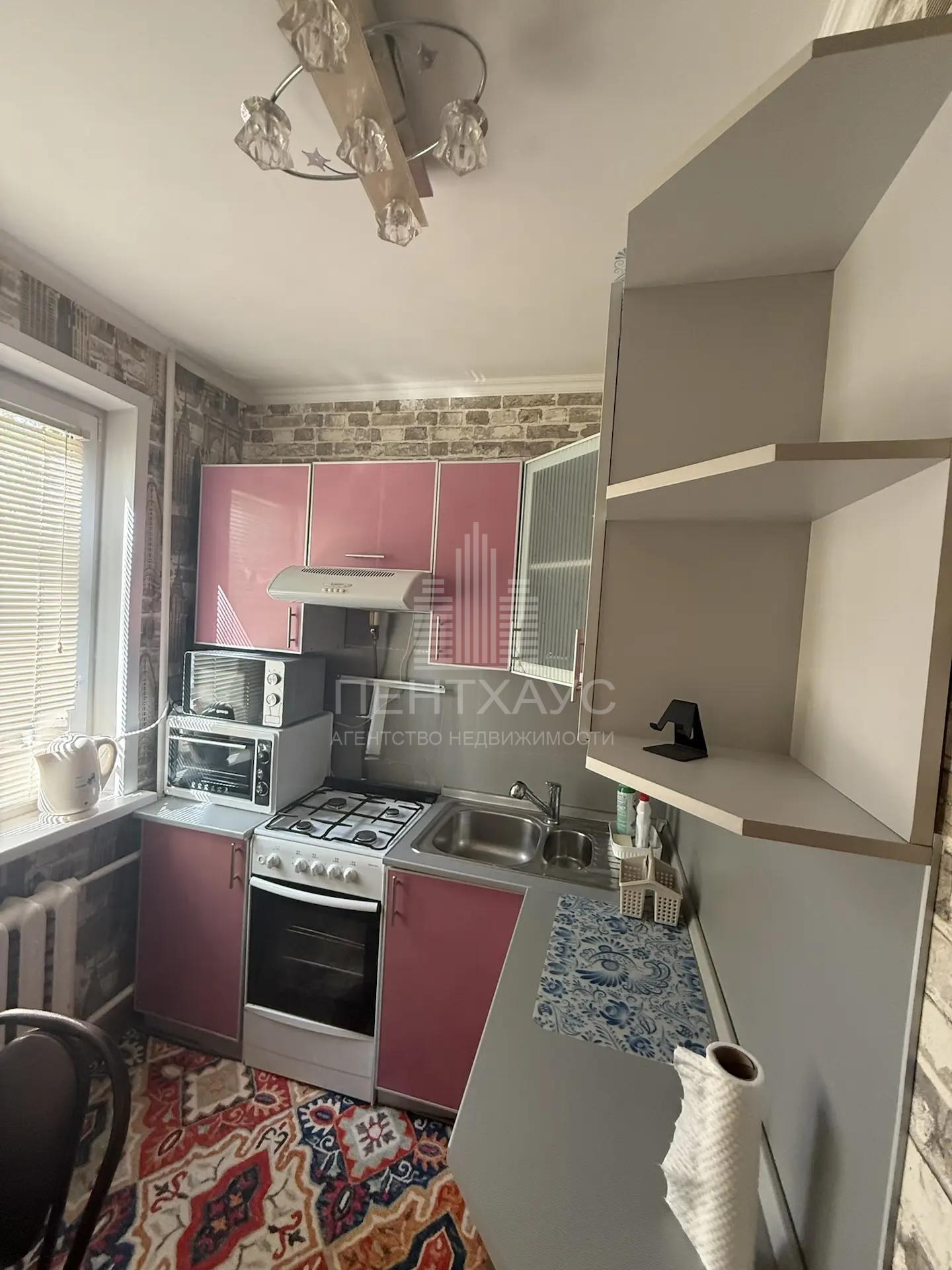 Сдаётся 1-комнатная квартира, 31,8 м², 1/5 эт., ул Комиссарова, 47