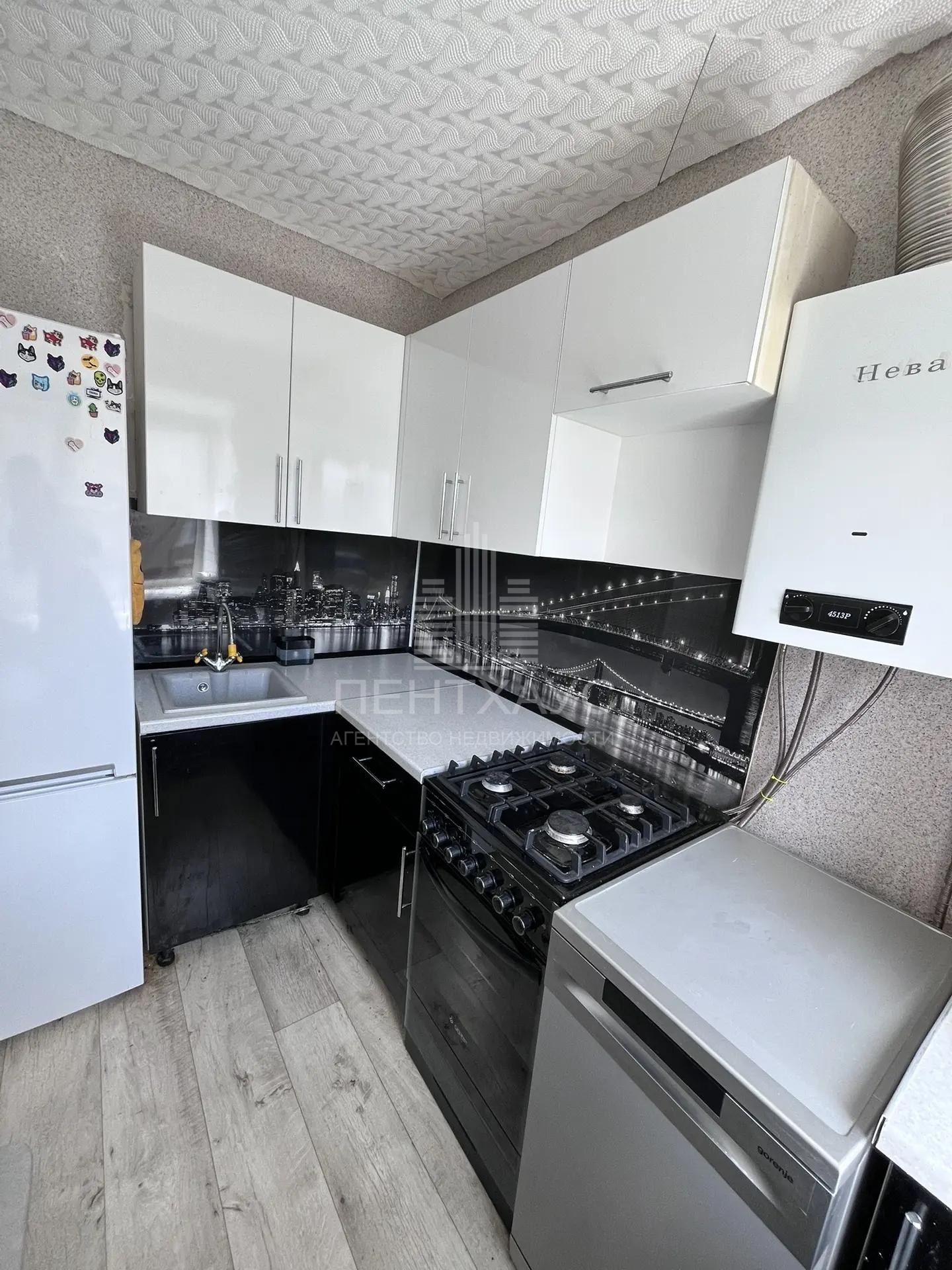 2-комнатная квартира, 41,5 м², 3/5 эт., улица Свердлова, 14