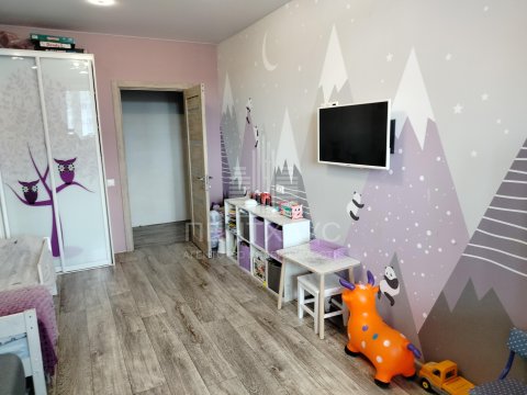 3-комнатная квартира, 83,5 м², 2/14 эт., Славная улица, 8