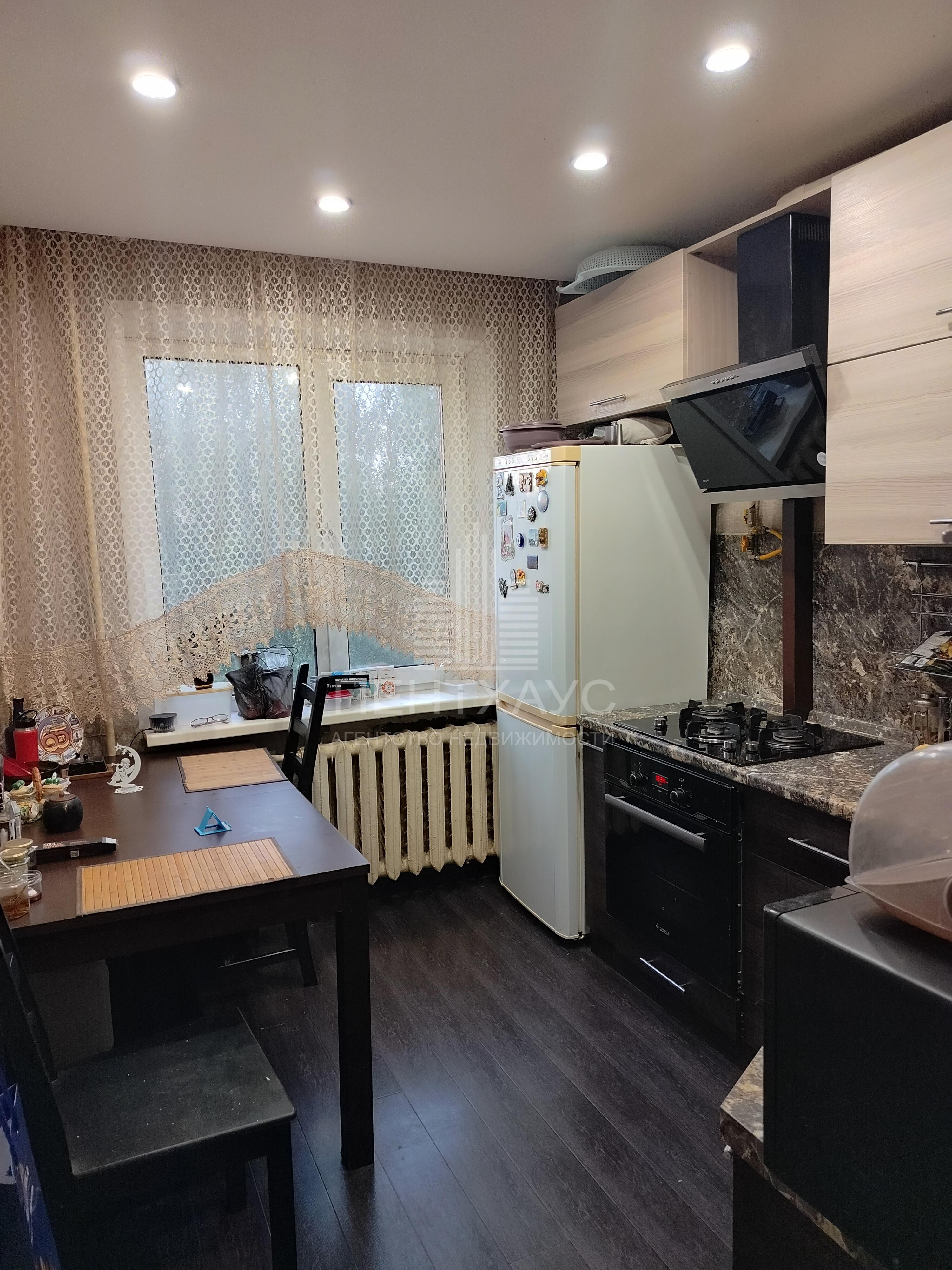 3-комнатная квартира, 65,7 м², 6/9 эт., улица Комиссарова, 9