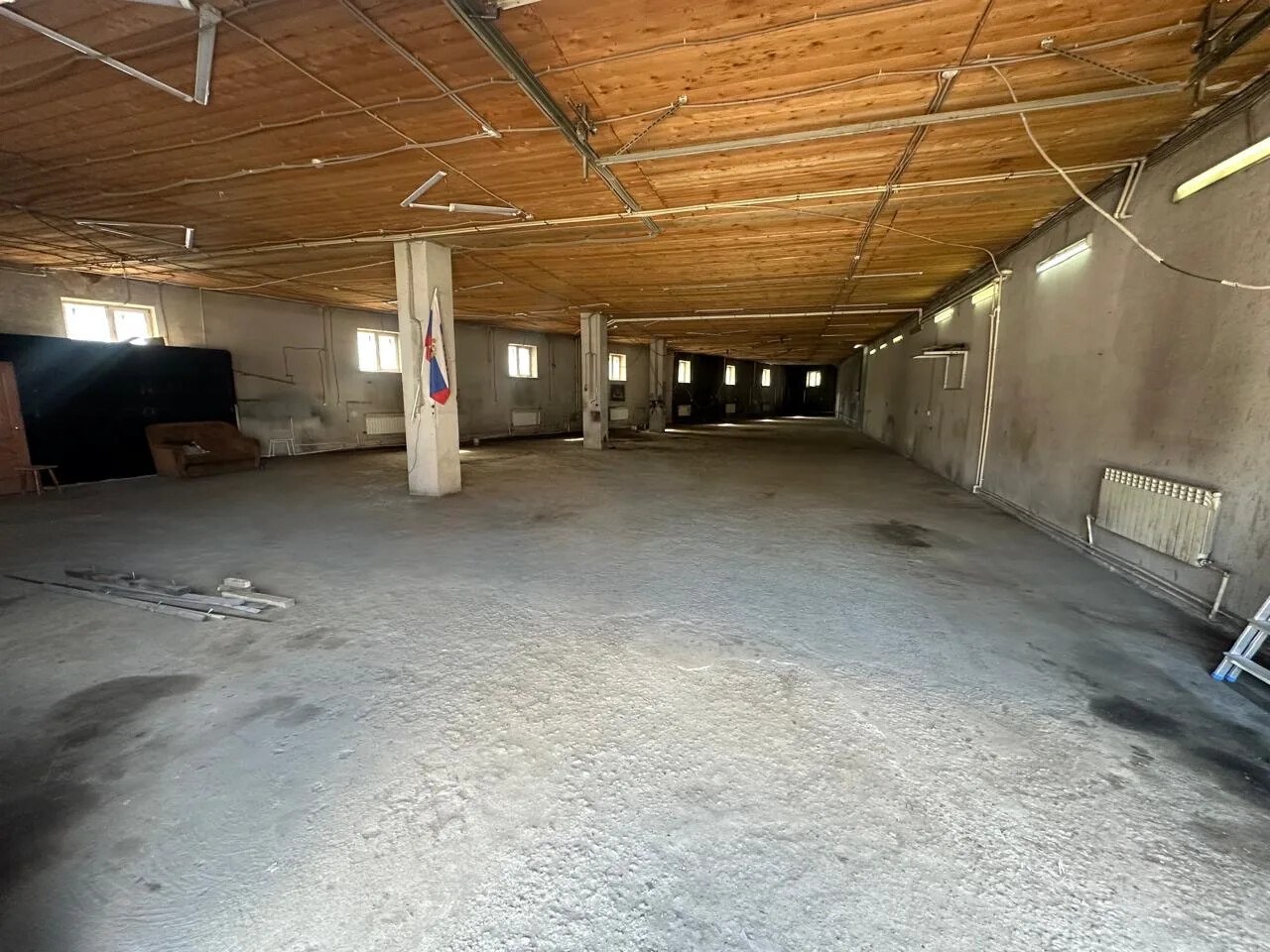 Сдаётся торговое помещение, 450 м², проезд Автоматики, 17/2Б