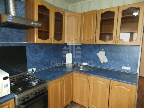 Сдаётся 1-комнатная квартира, 33,7 м², 5/5 эт., улица 9 Января, 2