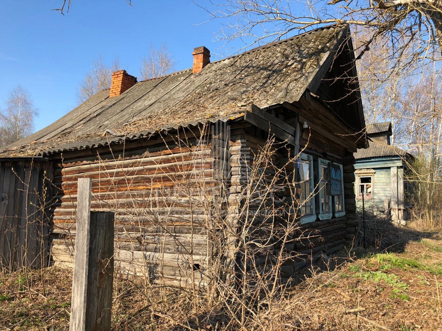 Дом, 27 м², участок 40 сот., Центральная ул., 11