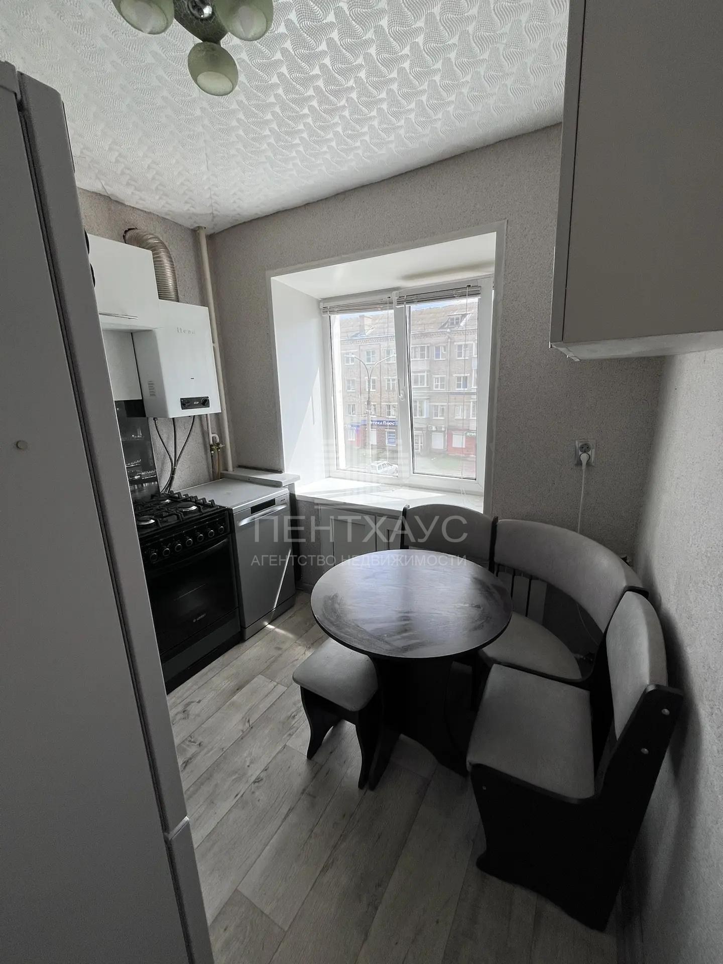 2-комнатная квартира, 41,5 м², 3/5 эт., улица Свердлова, 14