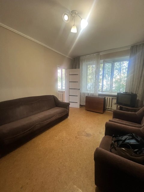 2-комнатная квартира, 39 м², 1/2 эт., ул Орлова, 137
