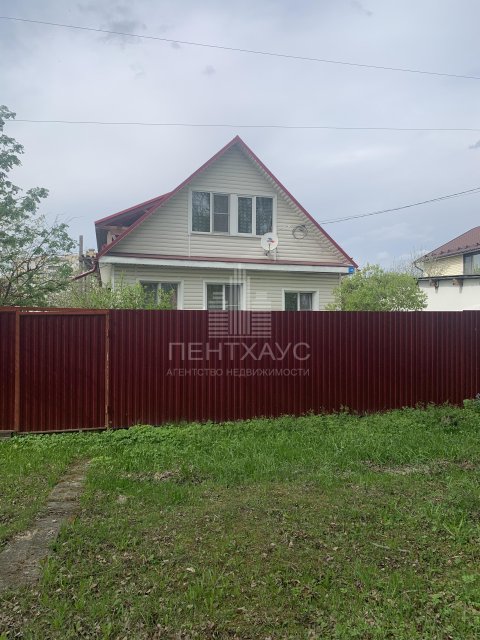 Дом, 174,7 м², участок 7 сот., Рябиновая улица, 16