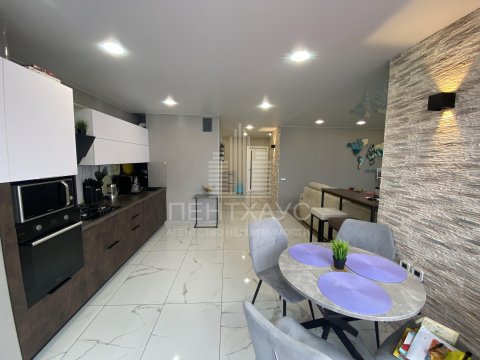3-комнатная квартира, 75 м², 12/17 эт., улица Мира, 9В