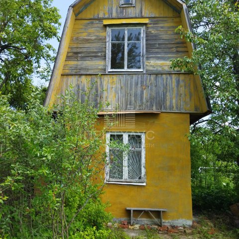 Дача, 20 м², участок 4 сот.